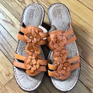 Born sandal wedges